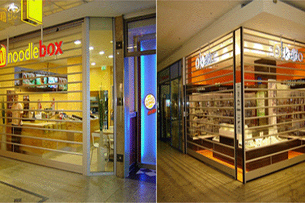 cua-cuon-austdoor-trong-suot-109